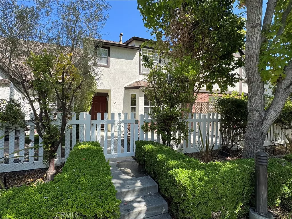 Ladera Ranch, CA 92694,30 Three Vines