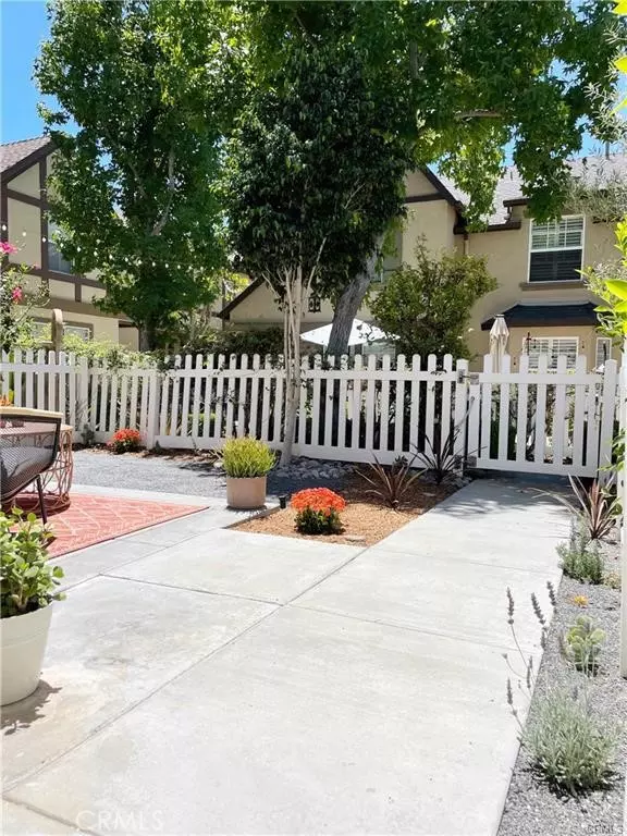 Ladera Ranch, CA 92694,30 Three Vines