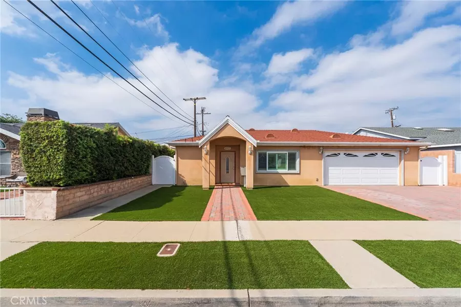 18405 Delia Ave, Torrance, CA 90504