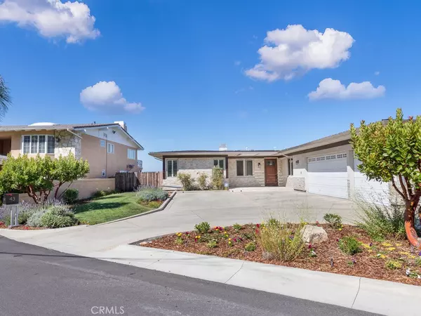 Rancho Palos Verdes, CA 90275,43 Avenida Corona