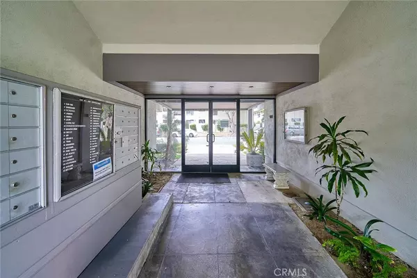 Torrance, CA 90503,3030 Merrill DR #34