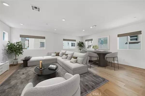 San Pedro, CA 90732,27656 S Grandview WAY