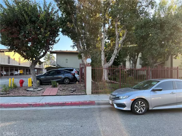 Torrance, CA 90502,832 Coriander DR #D