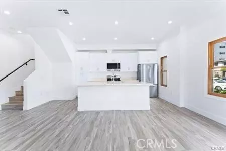 Long Beach, CA 90803,51 Kennebec AVE