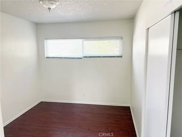 Torrance, CA 90503,21004 Henrietta #D