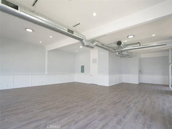 San Pedro, CA 90731,529 W 9th ST #A