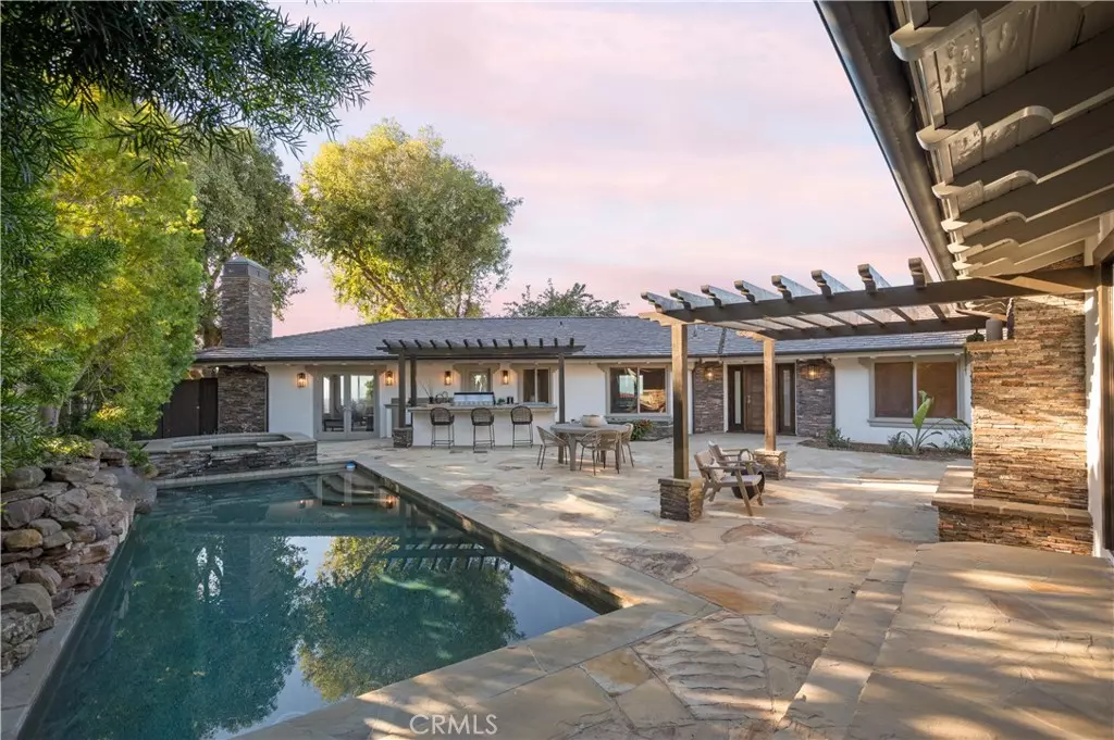 Rancho Palos Verdes, CA 90275,30105 Avenida Esplendida