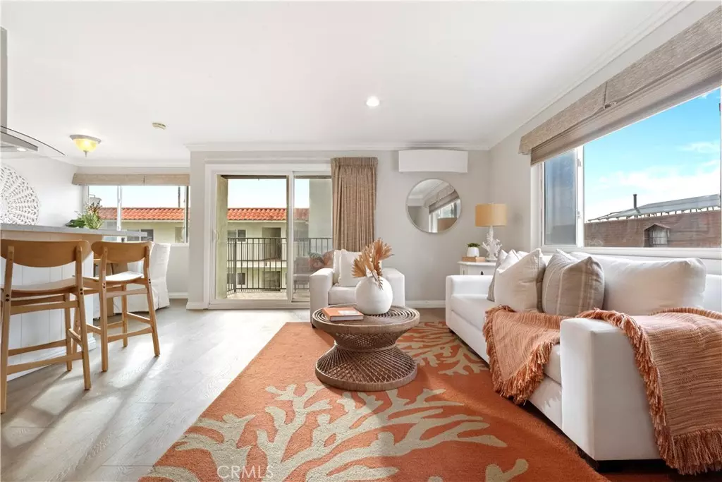 Hermosa Beach, CA 90254,1720 Ardmore #221