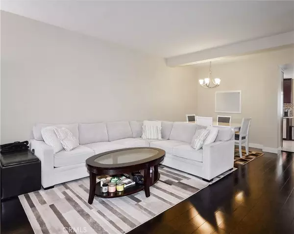 Torrance, CA 90503,2595 Plaza Del Amo #422