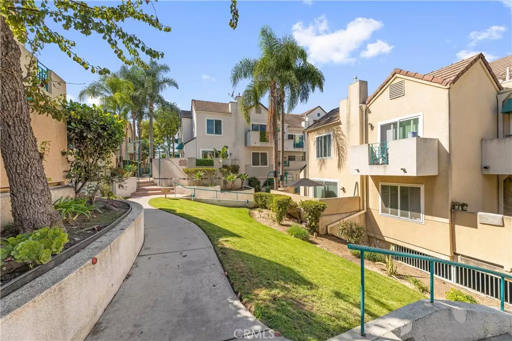 Inglewood, CA 90301,430 E Spruce #65