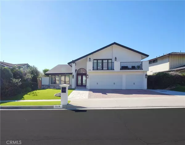 Rancho Palos Verdes, CA 90275,3526 Coolheights DR