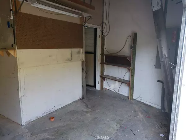 Vista, CA 92081,2598 Fortune WAY #B