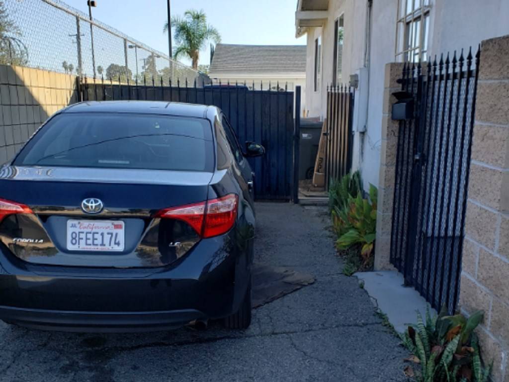 Santa Ana, CA 92704,1614 W Edinger AVE