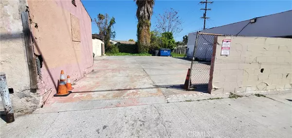 Compton, CA 90220,314 N Wilmington AVE