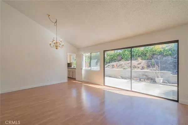 Anaheim Hills, CA 92807,196 S Donna CT