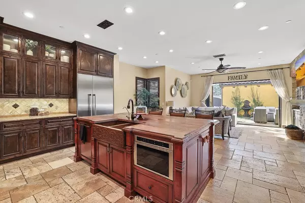 Huntington Beach, CA 92648,212 Baltimore AVE