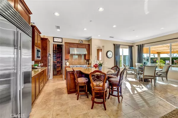 Villa Park, CA 92861,18575 Martinique CT