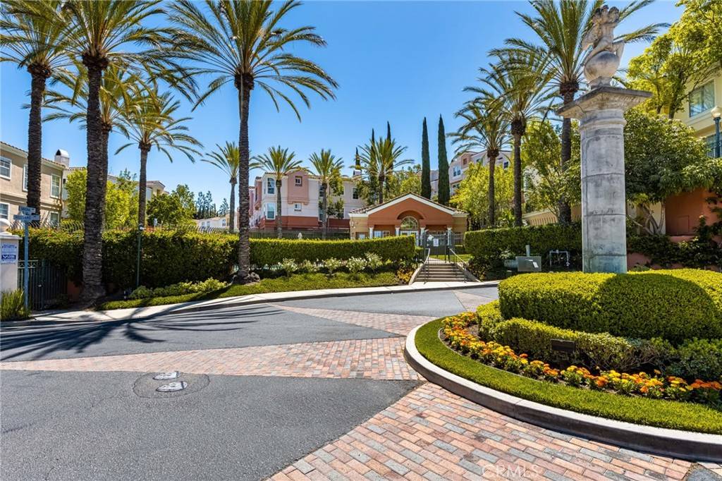 Anaheim Hills, CA 92808,8037 E Naples LN