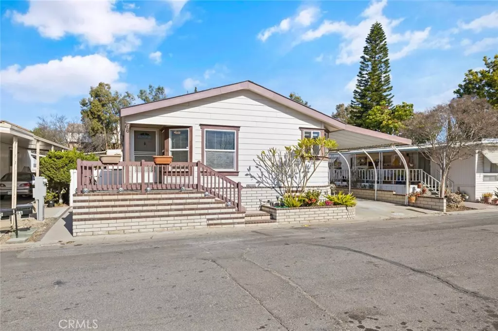 Placentia, CA 92870,250 S Rose DR #66