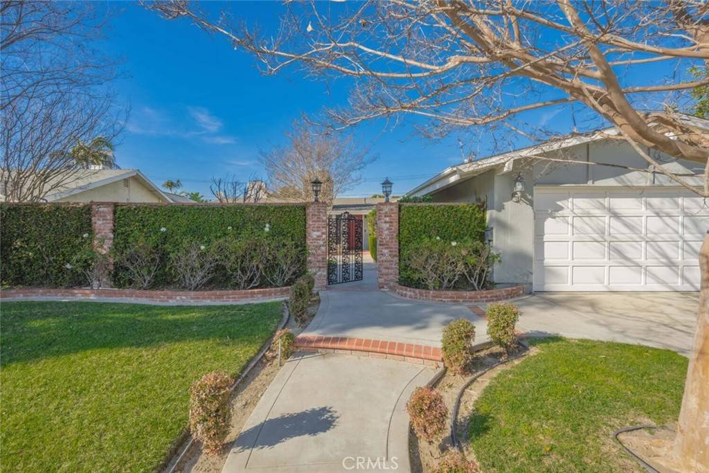 3211 Brimhall DR, Rossmoor, CA 90720