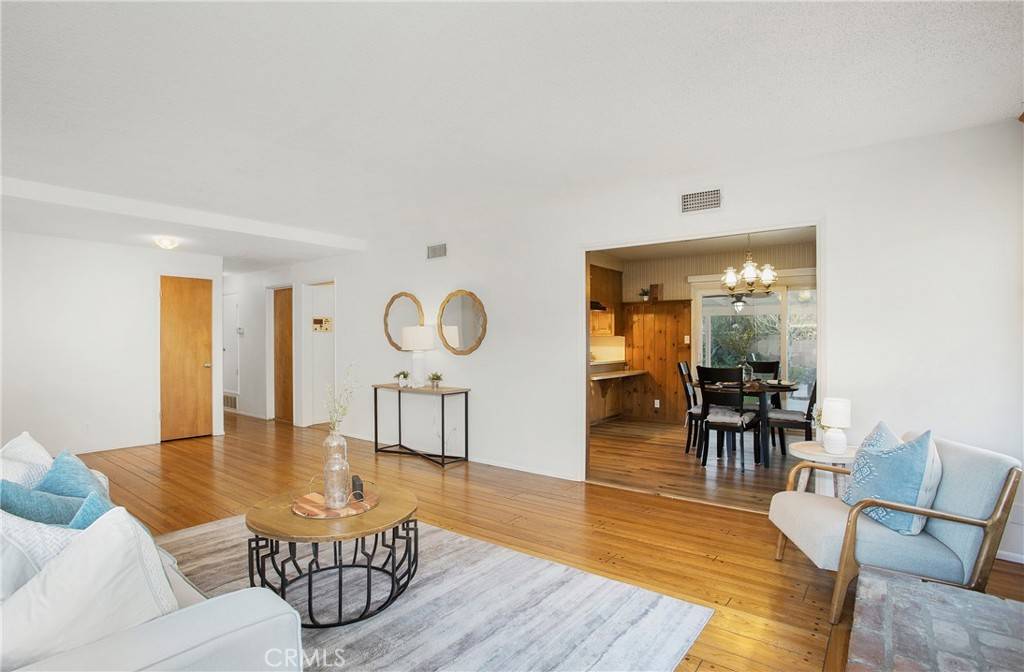 Placentia, CA 92870,524 Sheree LN