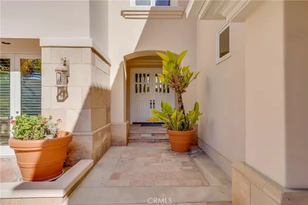 Irvine, CA 92603,4 Knowles