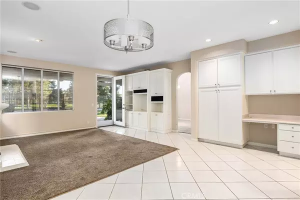 Tustin, CA 92782,12480 Hazeltine DR