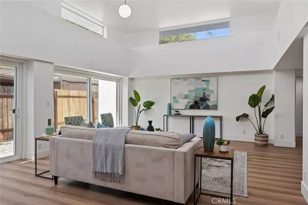 Monrovia, CA 91016,443 E Greystone AVE