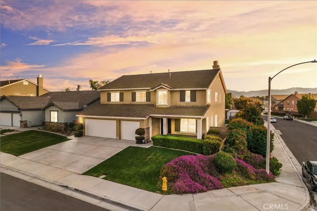 Eastvale, CA 92880,13693 Sagemont CT