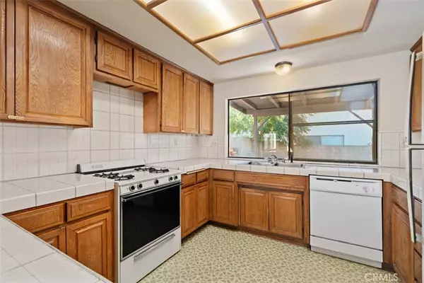 Northridge, CA 91324,18860 Napa ST