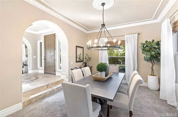 Tustin, CA 92782,10464 Caribou Way