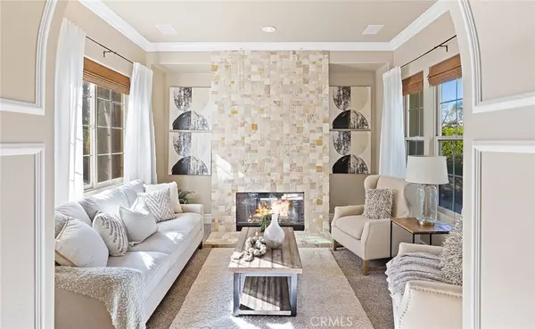 Tustin, CA 92782,10464 Caribou Way