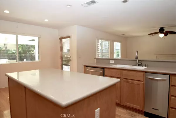 Corona, CA 92883,11057 Whitebark LN