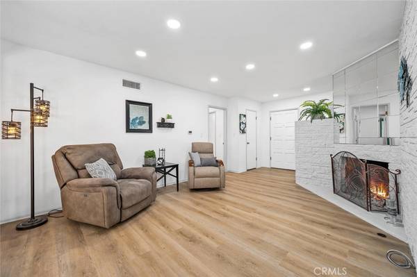 Anaheim, CA 92801,1242 N Ralston ST