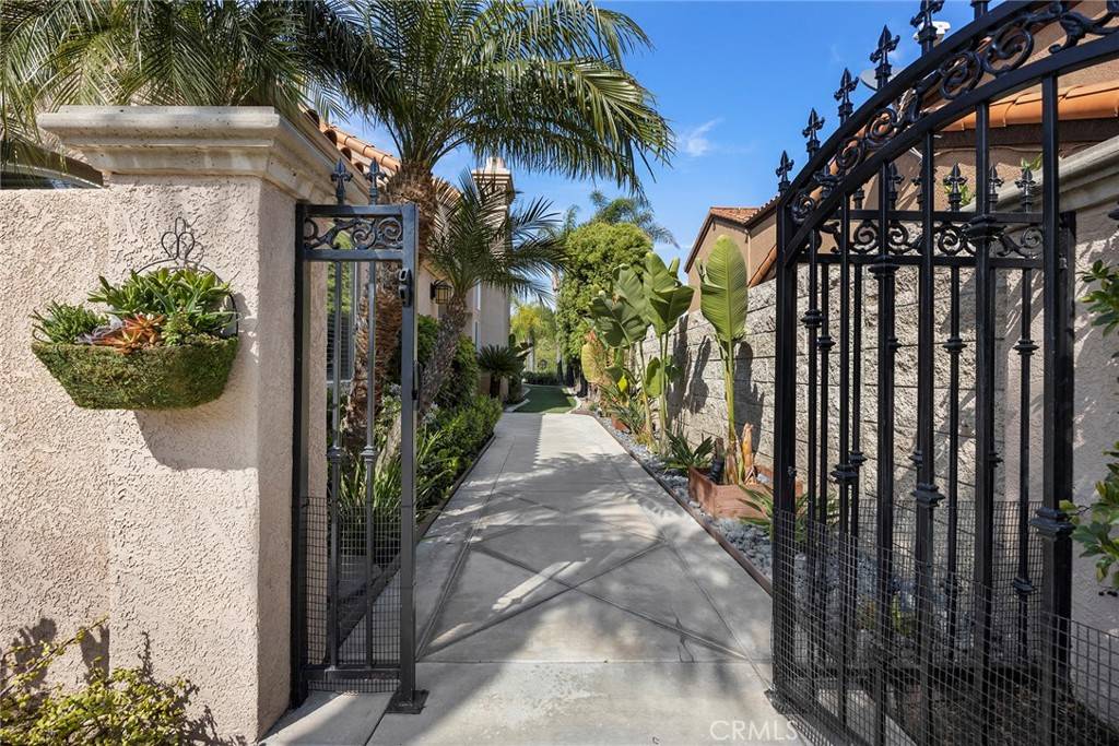 Anaheim Hills, CA 92807,5459 E Suncrest RD