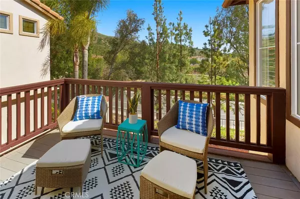 Tustin, CA 92782,10252 Ferrey DR