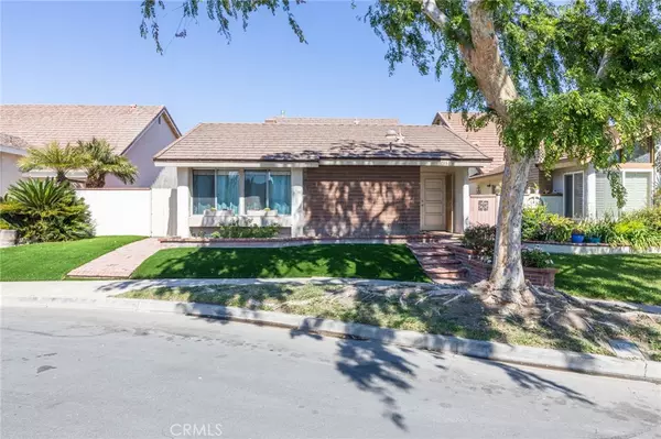 Tustin, CA 92780,2151 Sweetbriar RD