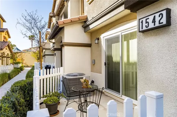 Placentia, CA 92870,1542 E Spruce ST