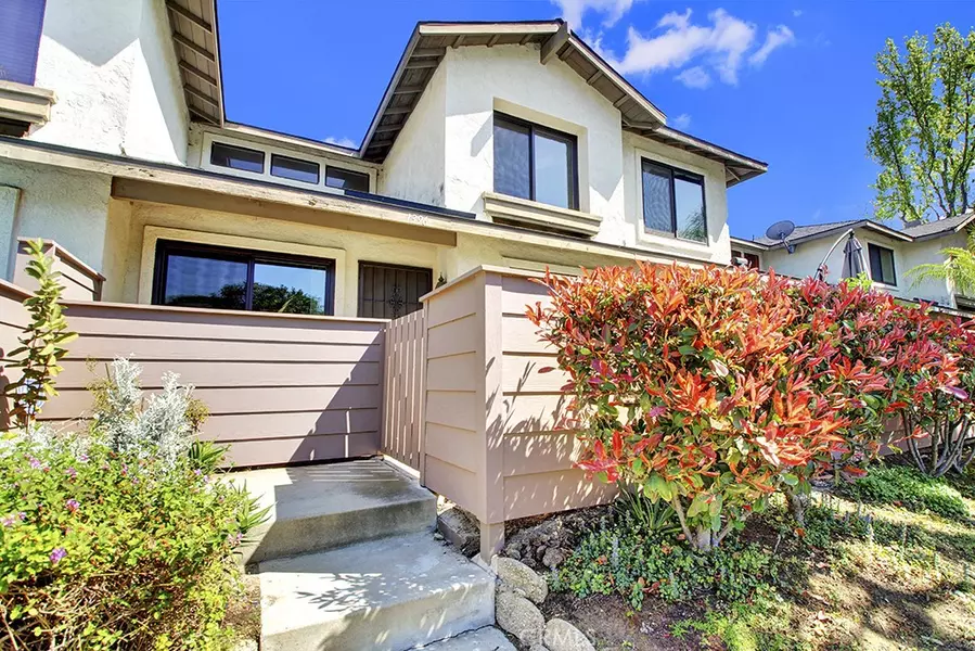 1396 N Mako LN #46, Anaheim, CA 92801