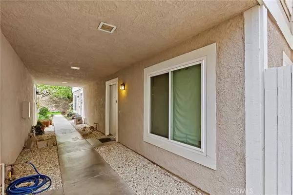 Castaic, CA 91384,31319 The Old RD #C