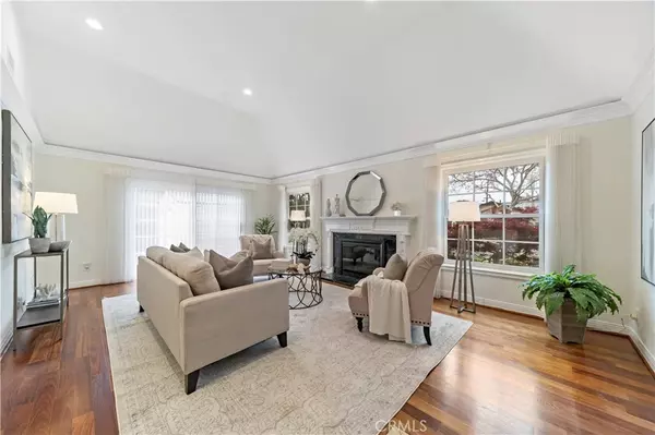 Rossmoor, CA 90720,3151 Woodstock RD