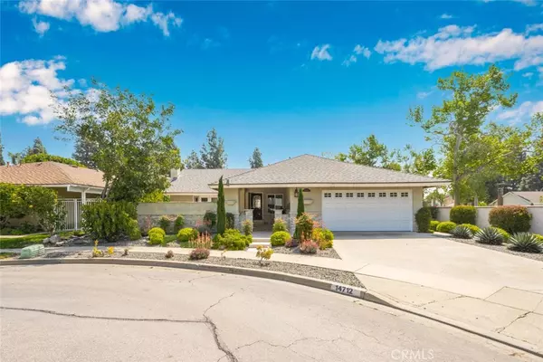Tustin, CA 92780,14712 Emerywood RD