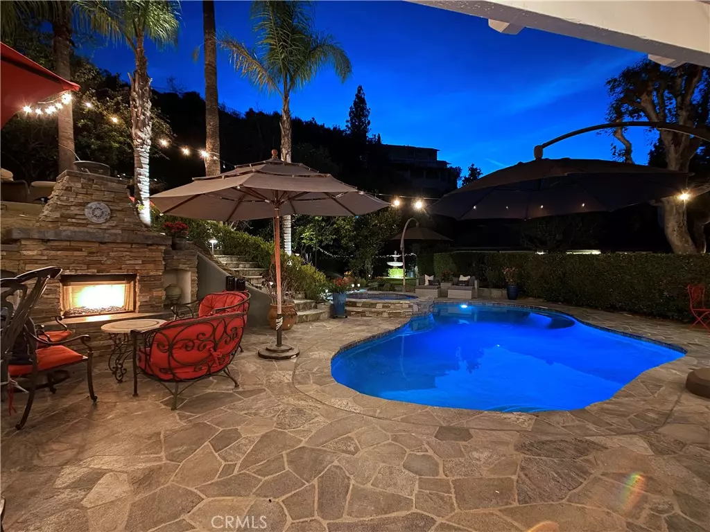 Anaheim Hills, CA 92807,625 S Scout