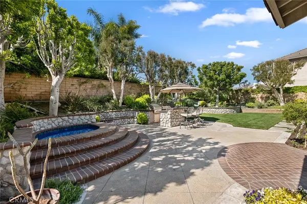 Yorba Linda, CA 92887,5210 Avenida De Kristine