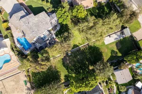 Yorba Linda, CA 92886,5295 Vista Del Amigo