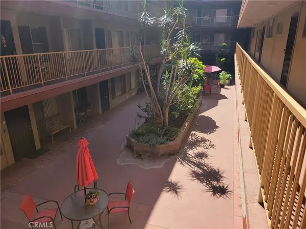 Long Beach, CA 90802,545 Chestnut AVE #309