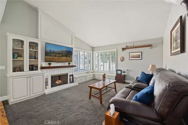 Brea, CA 92821,225 Roundtree CT