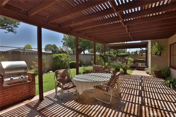 La Habra, CA 90631,850 Cedarwood DR