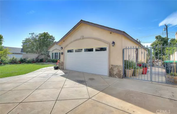Los Alamitos, CA 90720,3141 Saint Albans DR