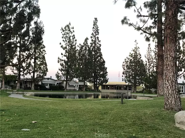 La Mirada, CA 90638,14040 Lake Glen DR #39